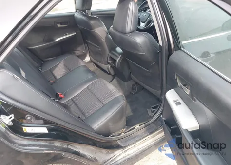 2013 Toyota Camry Se z USA, uszkodzony, nr VIN 4T1BF1FK1DU284254